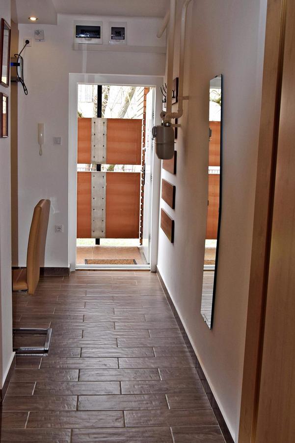 Weninger Studio Apartman Kiskunhalas Esterno foto